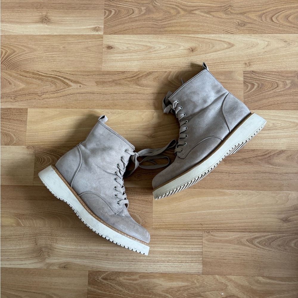 Madden Girl Tan Boots Suede High-Top